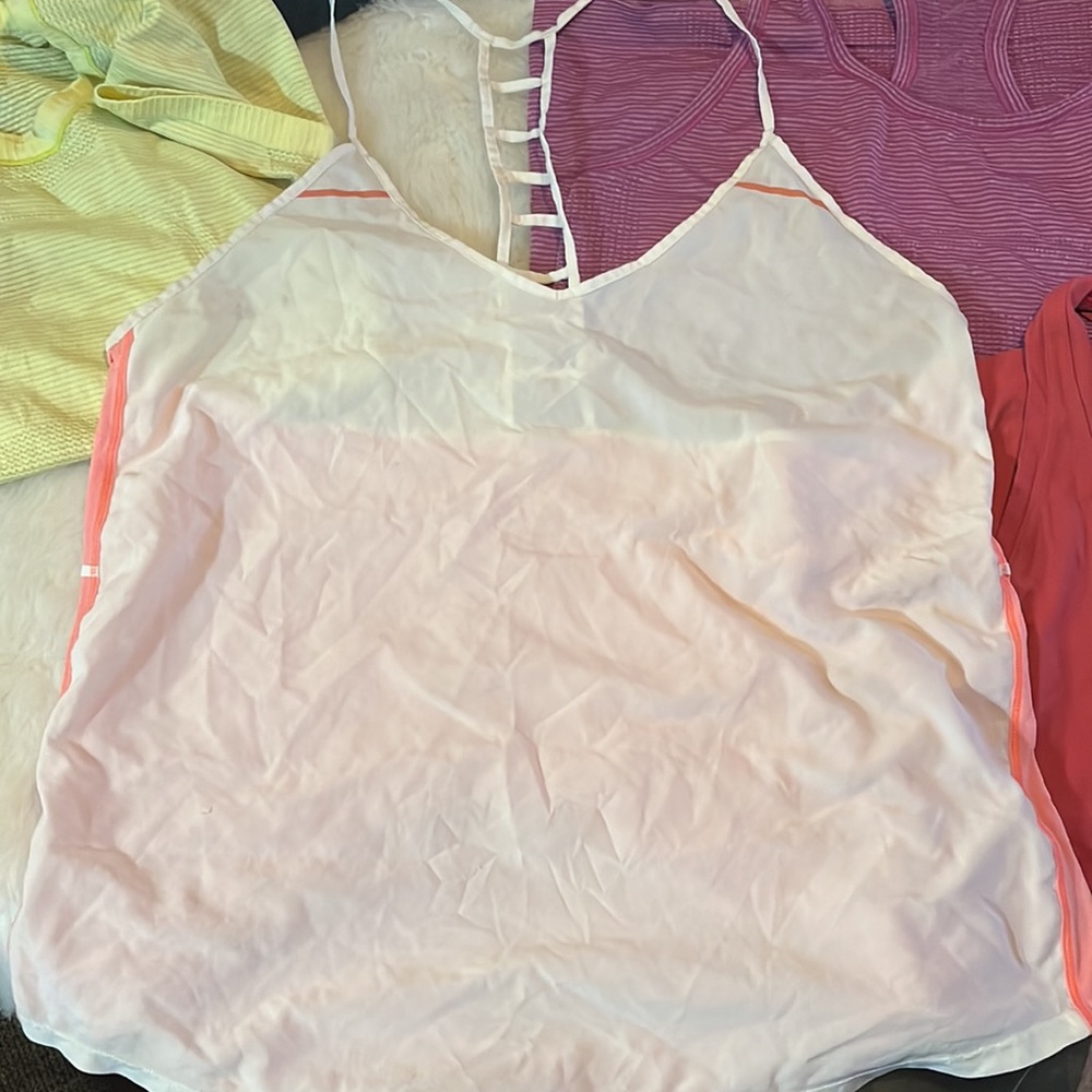 (AS IS) Lululemon bundle - Picture 3 of 5